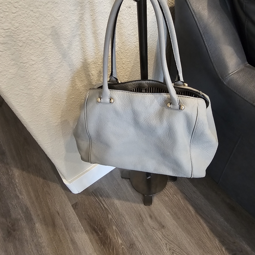 Elegant Gray Leather Tote Bag